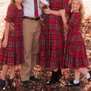 NWT Ivy City Co Mini Madeline Girls Holiday Christmas Plaid Dress 9/10